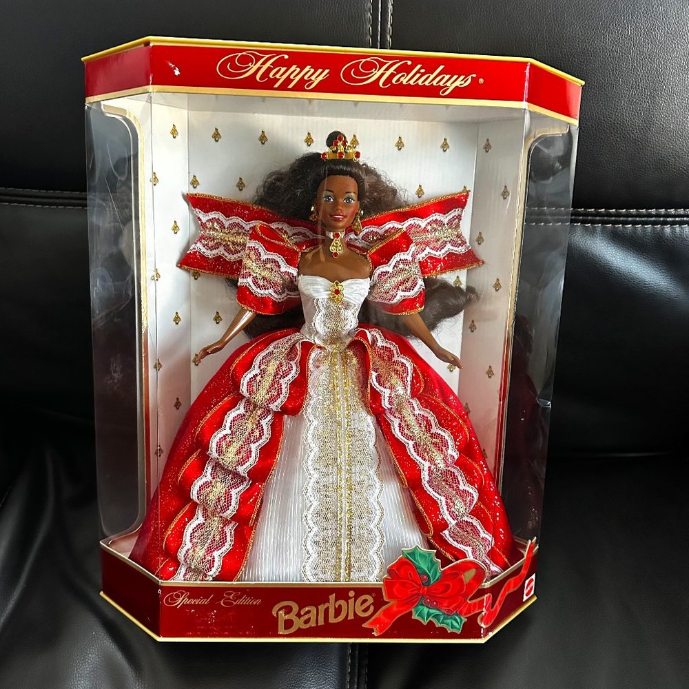 Vintage 10th Anniversary Happy Holidays African American Barbie 1997 NEW